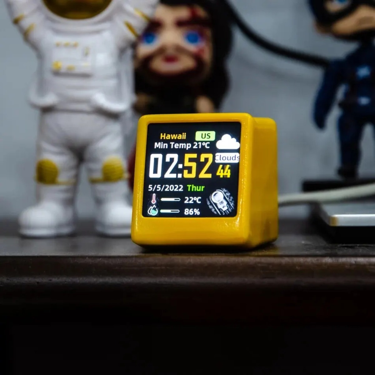 Cool Office Tech Gadgets - ساعة رقمية مبتكرة فائقة الروعة مع