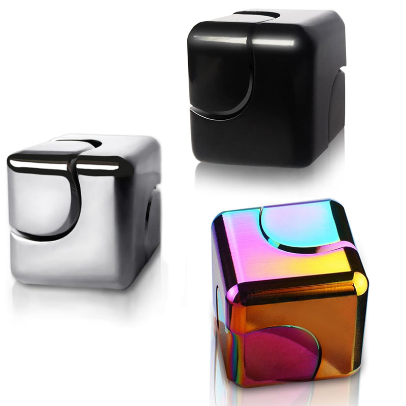 Cool Office Tech Gadgets - مكعب معدني دوار مربع الشكل، أداة